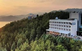Asia Lakeside Hotel